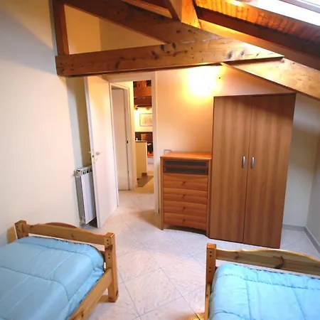 Apartment Mansarda Corso Inglesi *